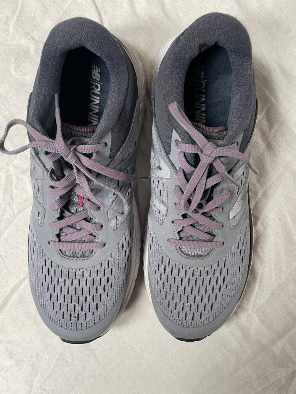 New Balance 840 V4 Gray Pink Cushioned Running Shoes Women's Size 10.5 B